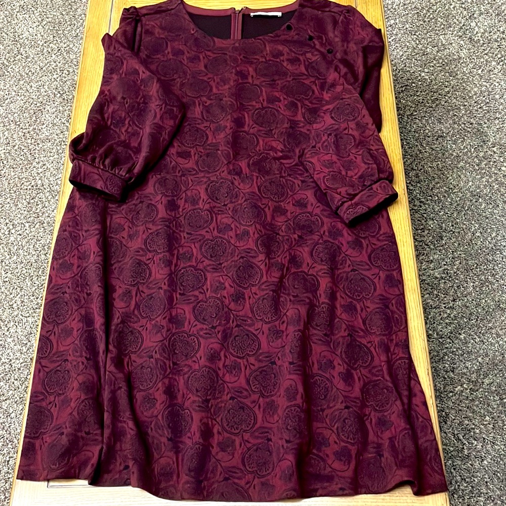 Loft Plus Size 24w Burgundy with black floral print Dress